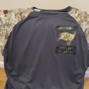 Buccaneers Salute to service T-shirt